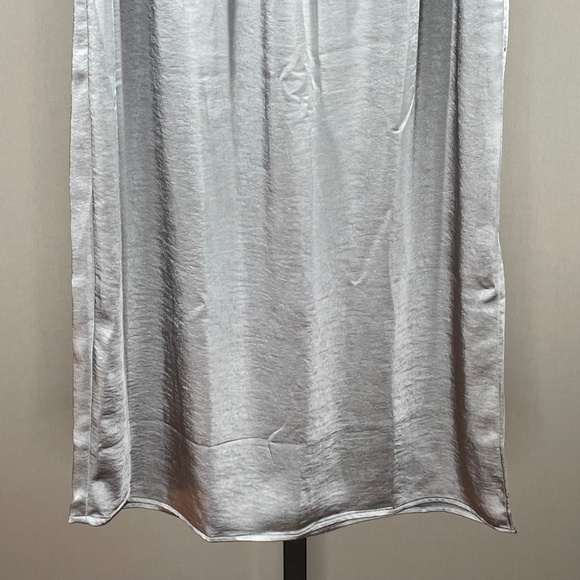 NEW Gap Skirt Womens Small gray satin pull on midi classic preppy holiday - Picture 3 of 9